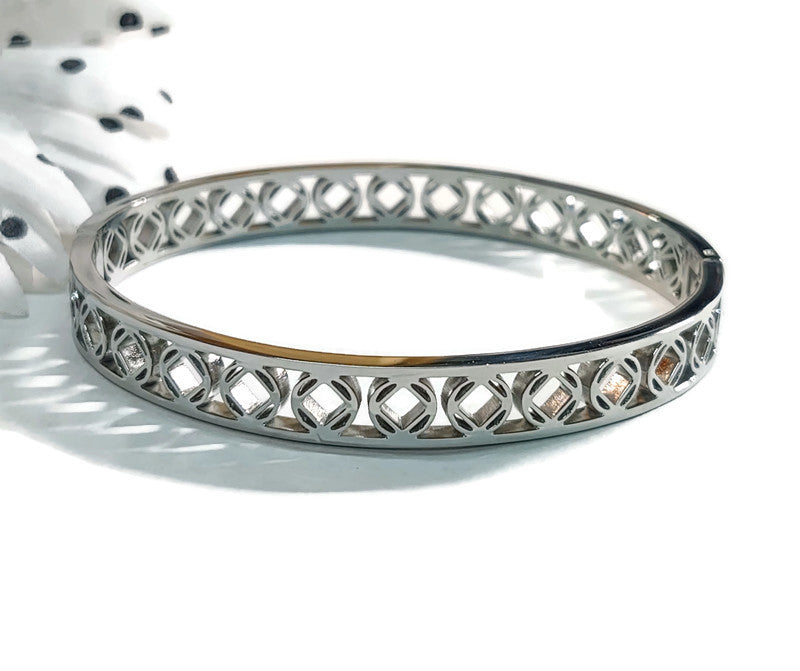 Stainless Steel Hinged Bracelet - NA