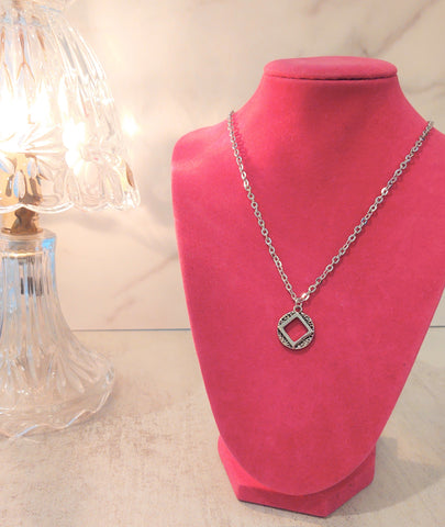 Textured Open Design Necklace - NA