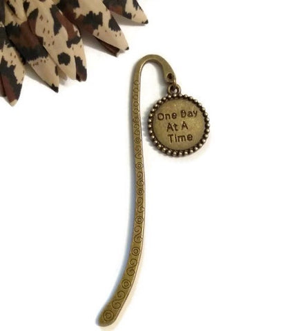 One Day At A Time Bronze Bookmark - Pack of 5