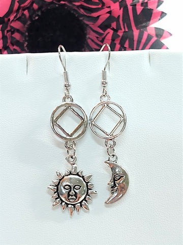 Sun & Moon Dangle Earring - NA